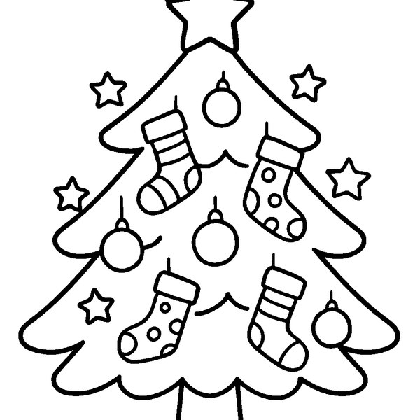 Árbol de navidad decorado con calcetines navideños colgados, estrellas y bolas de colores